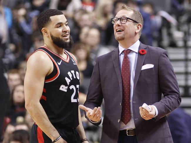 而这次乔治 而这次乔治